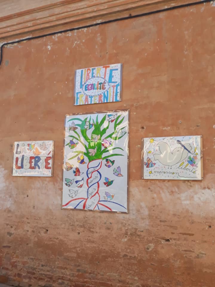 façade ecole.jpg